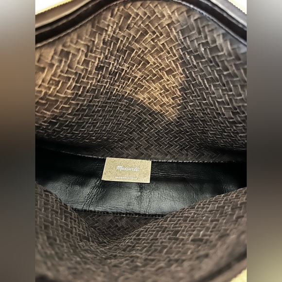 Madewell signature leather woven shoulder bag. Brown leather. - Picture 10 of 10